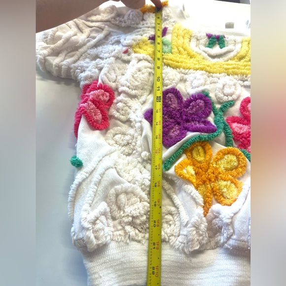 Vintage 80s Damze Springtime Floral Chenille Crew Neck Short Sleeve Sweatshirt - Picture 5 of 7
